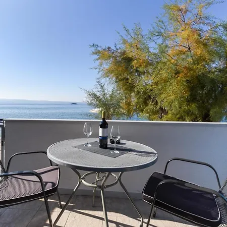 Lägenhet Beachfront Zanic
