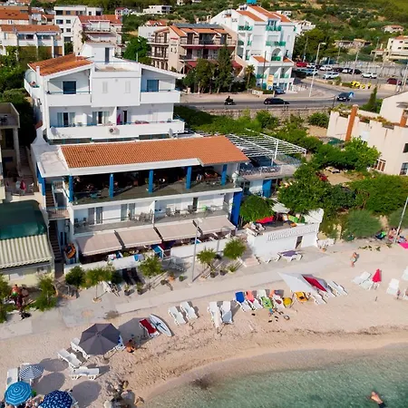 Beachfront Zanic * Podstrana