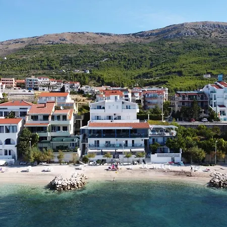 Lägenhet Beachfront Zanic *
