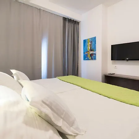 Lägenhet Beachfront Zanic Podstrana