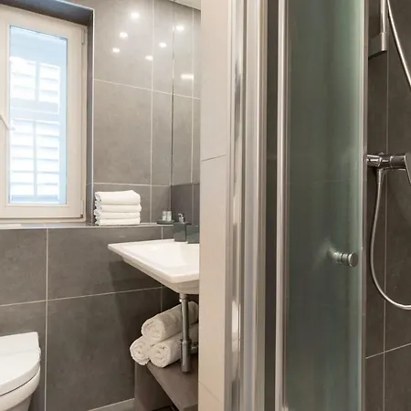 Beachfront Zanic Apartament *