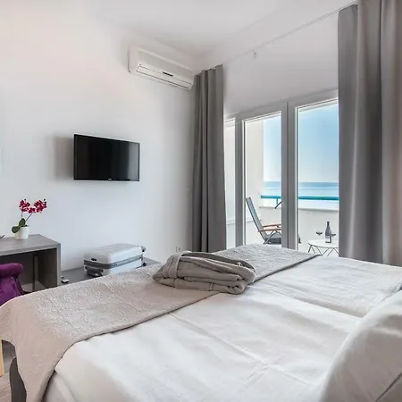 Beachfront Zanic *